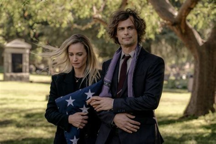 'Criminal Minds' Boss on JJ and Reid's Heartbreaking Moment in Season 15 Premiere: 'Love Is Messy' (Exclusive)