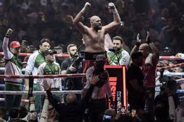 'I'm Driving The Ball Around 400 Yards' - World Heavyweight Champion Tyson Fury