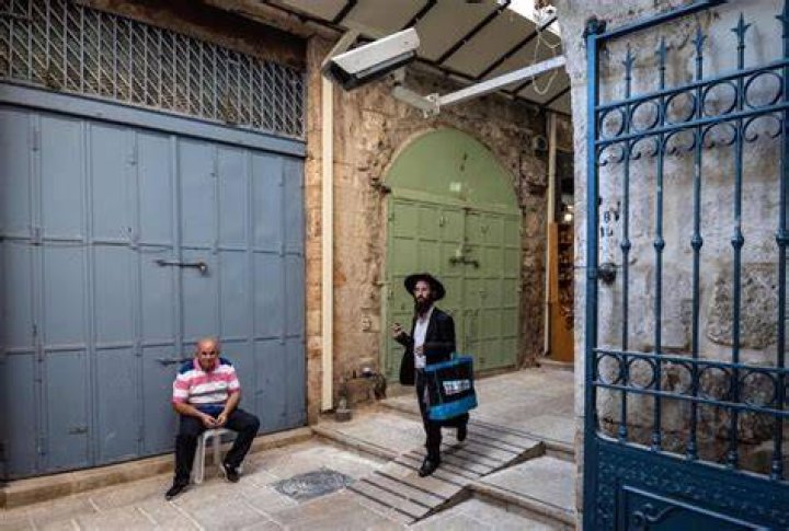 'No income, no life': Jerusalem's Old City suffers as war rages