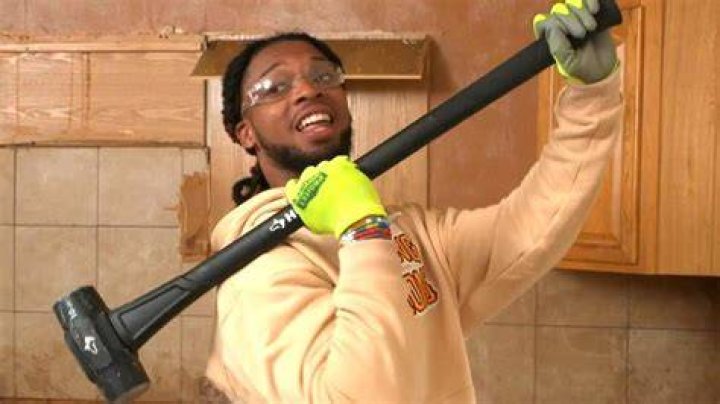 'Secret Celebrity Renovation' Sneak Peek: Damar Hamlin Surprises Grandmother With Home Makeover (Exclusive)