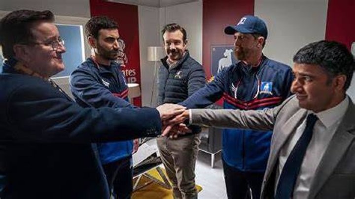'Ted Lasso' Stars, Writers Score Big Paydays for Season 3
