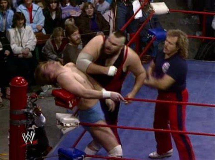 10 Obscure Wrestling Matches Fans Had No Idea Happened