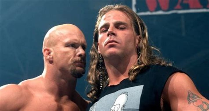 10 Surprising Wrestlers Who Shawn Michaels Actually Became Friends With