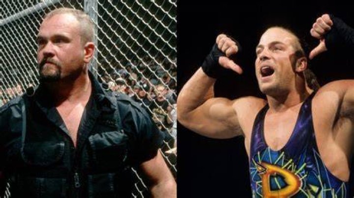 10 Wrestlers With Way Better WrestleMania Records Than You'd Expect