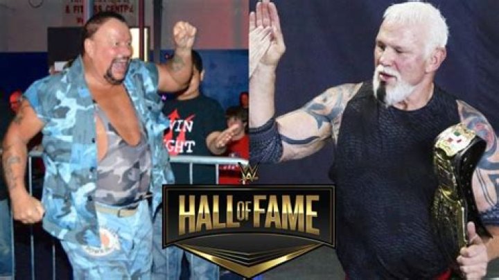 10 WWE Hall Of Famers You Didn't Know Are Still Wrestling