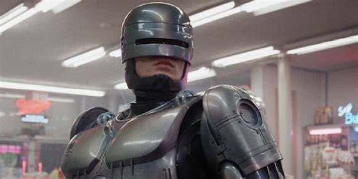20 Darkest Superhero Movies That Are Just Too Gruesome To Watch 8 #13 RoboCop - Darkest Superhero Movies