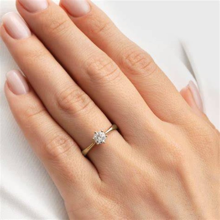 14K Yellow Gold Medium Diamond Safety Pin Earring