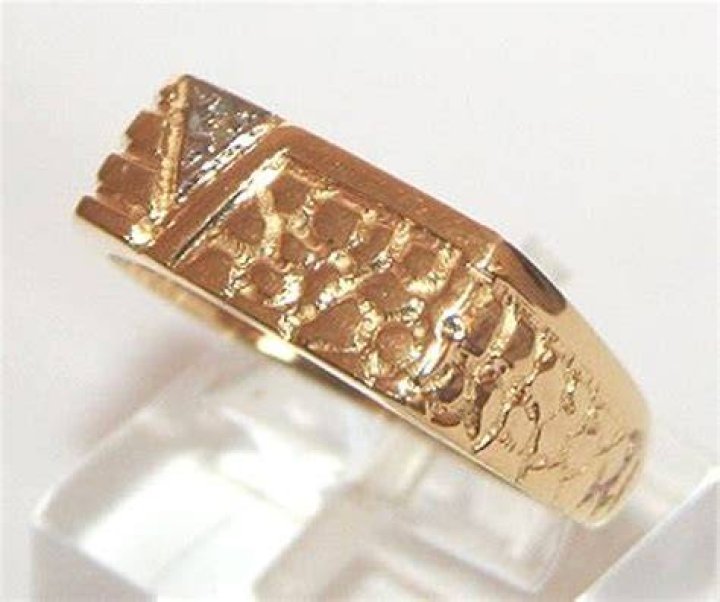 18K Gold Ready To See You Ring 18K Gold Ready To See You Ring