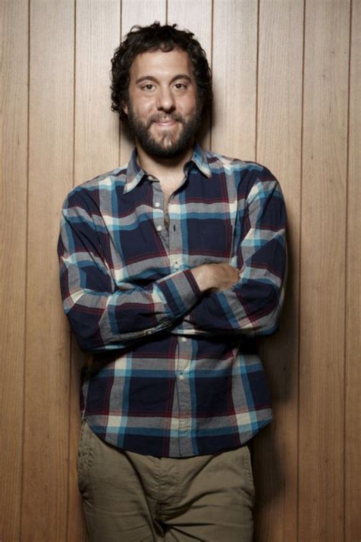 2 Broke Girls - Jonathan Kite