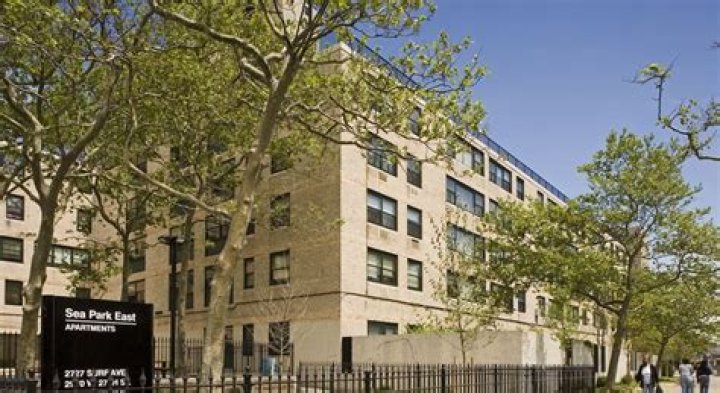 2930 West 30th Street - Rentals in Coney Island