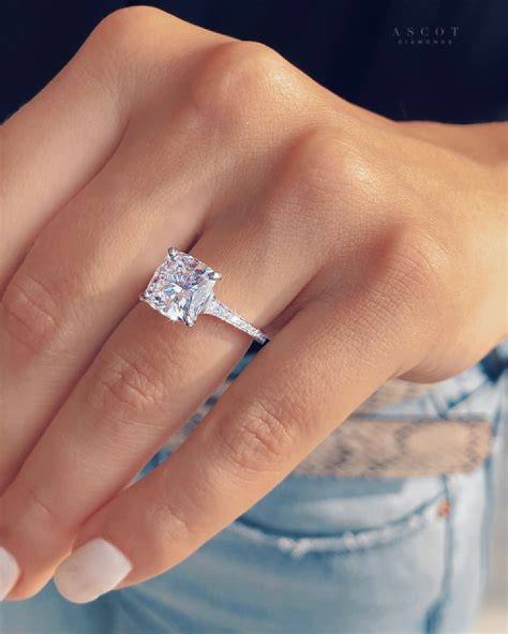 35 Best Cushion Cut Diamond Engagement Rings for Your 2018 Proposal