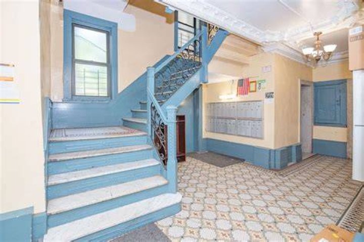 60 Division Avenue - Rentals in Williamsburg