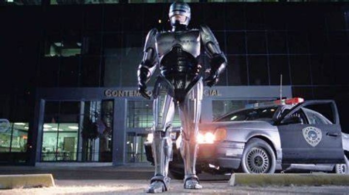 #7 RoboCop - Best Superhero Cops