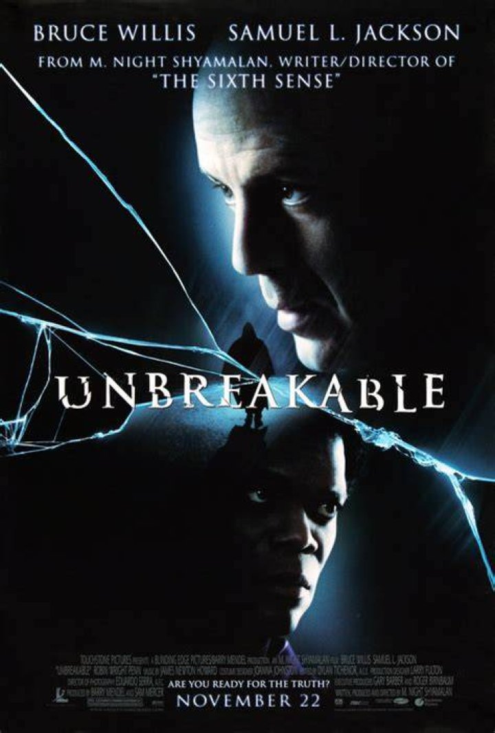 20 Darkest Superhero Movies That Are Just Too Gruesome To Watch 14 #7 Unbreakable - Darkest Superhero Movies