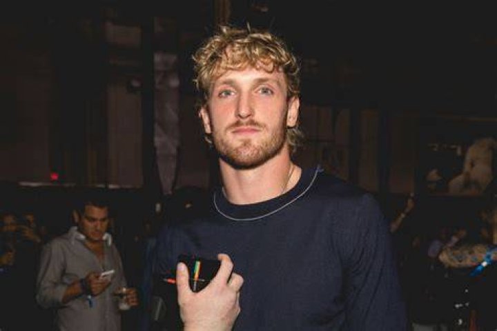 $80 Million Worth Akon Answers Logan Paul’s Curosity on Why Rappers Go Broke
Despite Earning Millions
