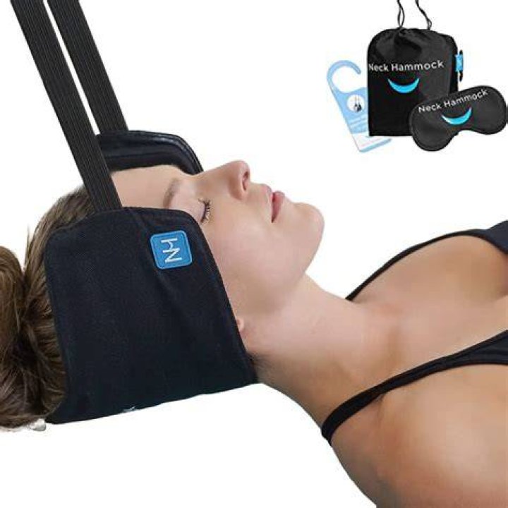 A neck decompression sling relieves neck tension in a flash