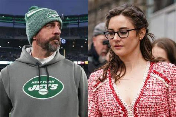 Aaron Rodgers’ Rumoured Mysterious GF Takes Cryptic MVP Shot Amid Speculated
Breakup News