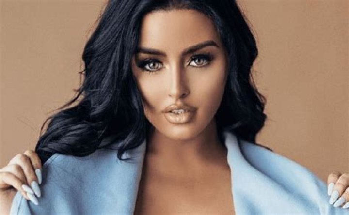 Abigail Ratchford net worth, Wife, Age, Weight, Kids, Bio-Wiki