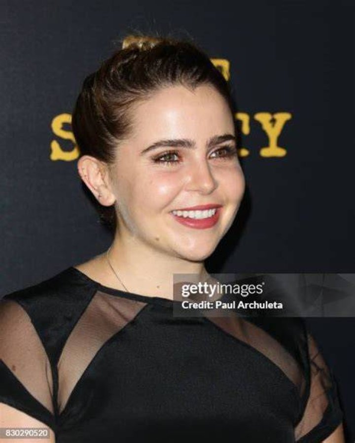 Actress Mae Whitman To Being Pansexual Happy and Proud Trendzified
