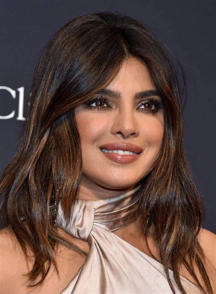 Actress Priyanka Chopra apologises for featuring in a skin-lightening cream commercial