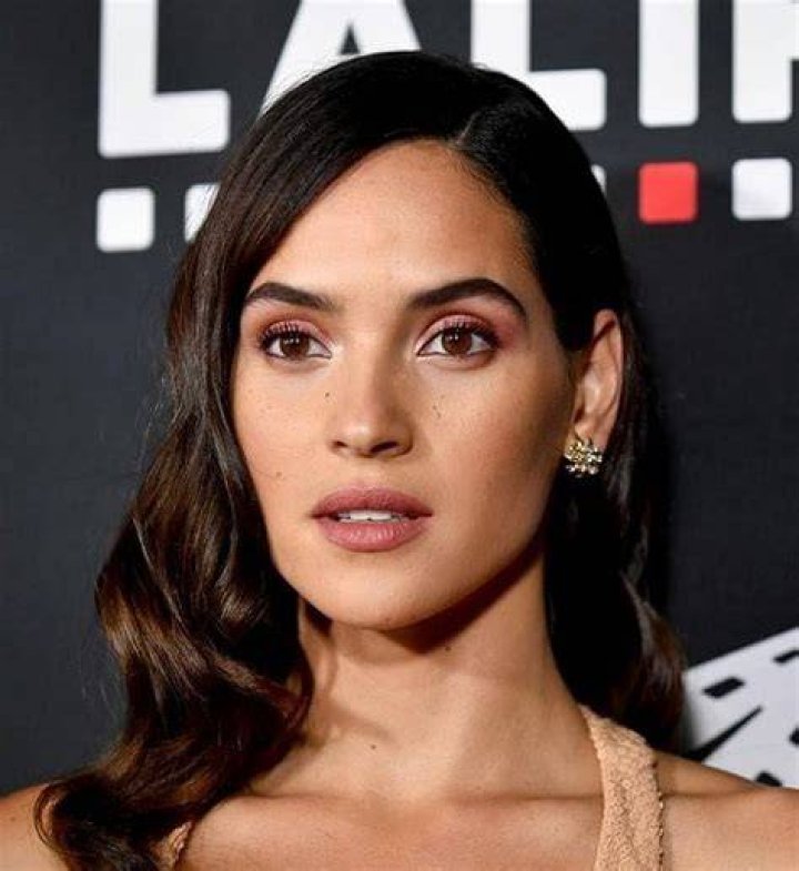 Adria Arjona Age, Net Worth, Husband, Family and Biography (Updated