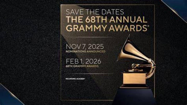 After Turning Down the Date With Tom Brady, Grammy Award Winner Kelly Clarkson
Says No to Super Bowl 2024