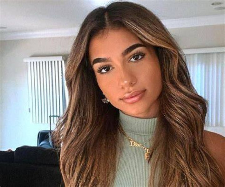 Aisha Mian Bio, Facts, Family Life, Career