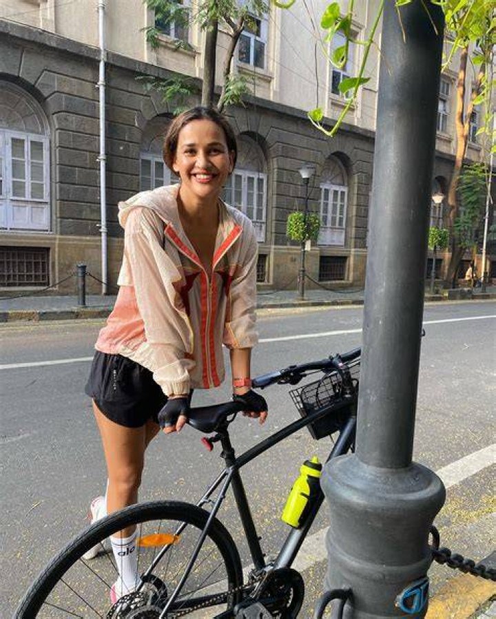Aisha Mian&rsquo;s biography age, height, parents, twin, net worth Legit.ng