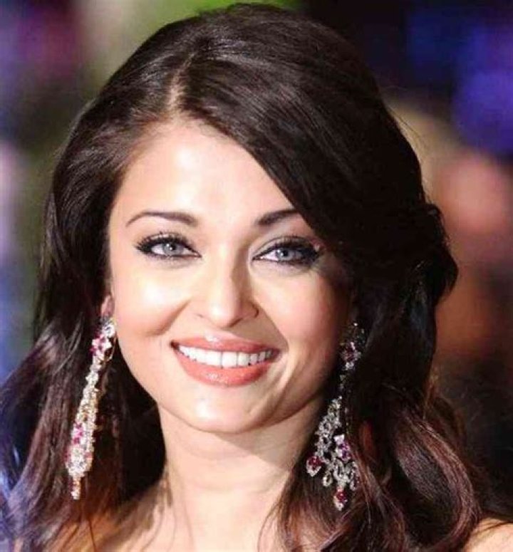 Aishwarya Rai Net Worth, Height, Age, Affairs, Bio and More