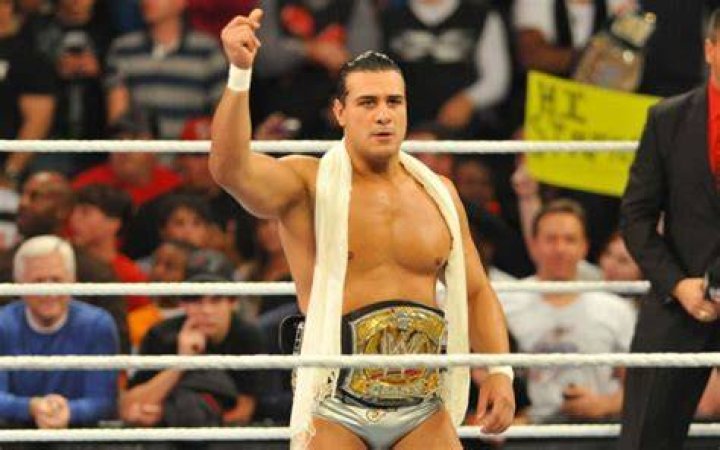 Alberto Del Rio Is One Of Wrestling's Most Self-Destructive Stars Ever