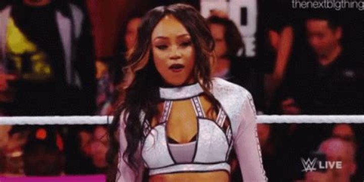 Alicia Fox Entrance
