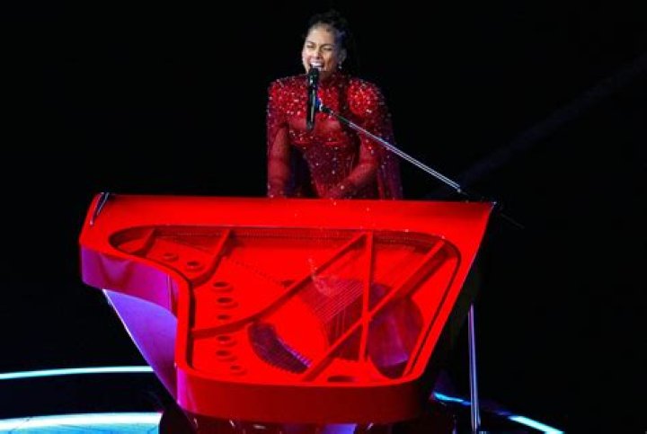 Alicia Keys en la Super Bowl 2013 Super Bowl 2013 Foto en Bekia