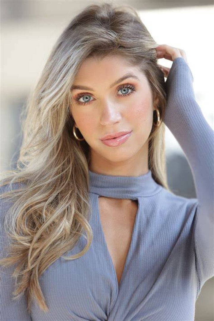Allie DeBerry as Andrea 'Andie' Bell in A Good Girl's Guide to Murder