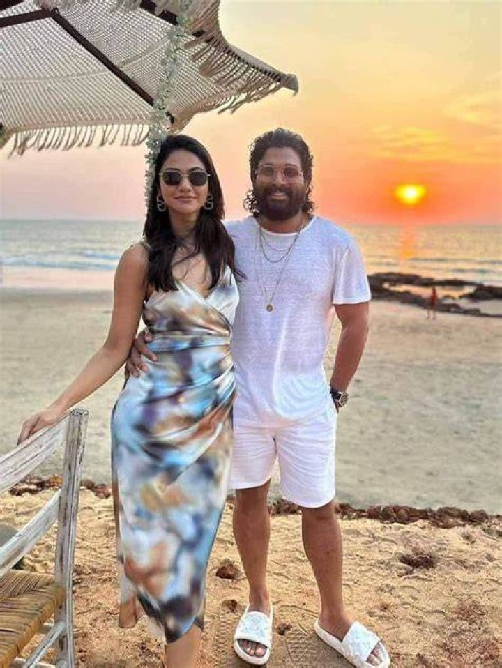 Allu Arjun poses with his wife Sneha Reddy in Goa