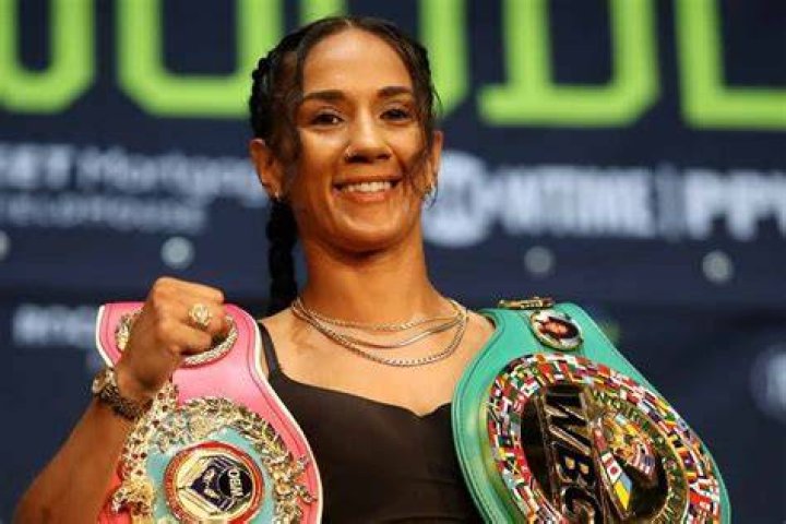  Amanda Serrano Net Worth: Five Biggest Fight Purse of 'The Real Deal's Illustrious Boxing Career