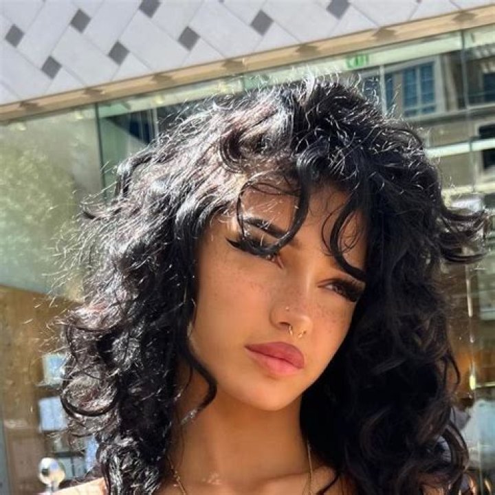 amelie warren 🇮🇹🇪🇸🇩🇪 on Instagram &ldquo;happy😇&rdquo;
