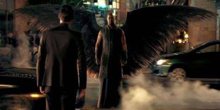 Amenadiel slows time to speak to Lucifer on Lucifer