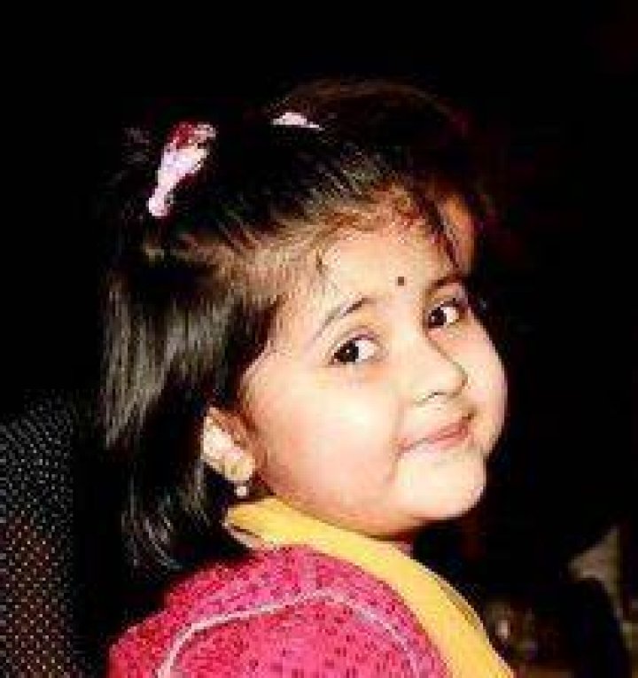 Amrita Mukherjee Height, Affairs, Age, Net Worth, Bio and More