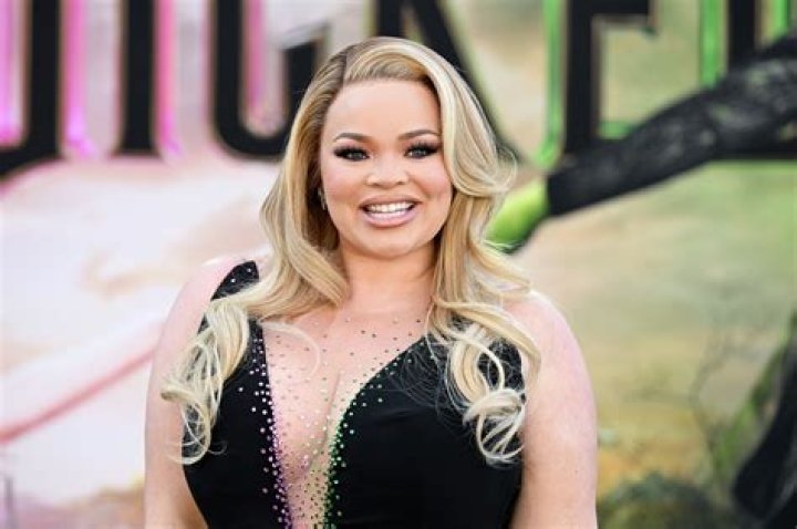 An In-depth Analysis Of The Controversy Surrounding Trisha Paytas' Nudity.