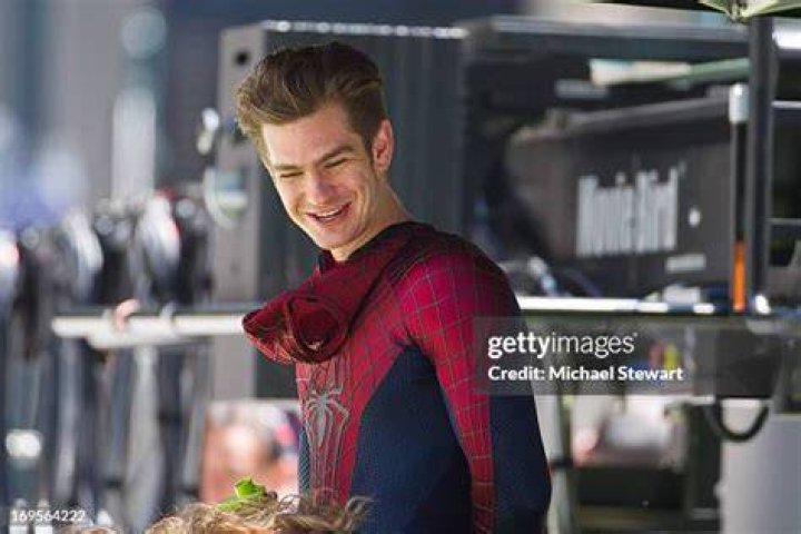 Andrew Garfield's Peter Parker and Captain Stacy's Death in The Amazing Spider-Man