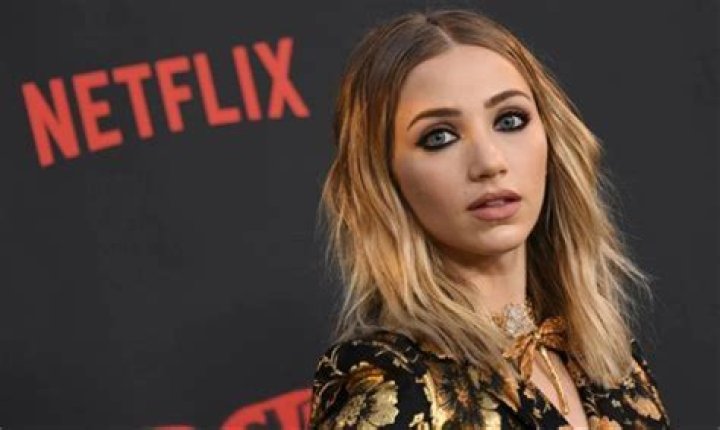 Annabelle Bronstein: The Rising Star In The Entertainment Industry