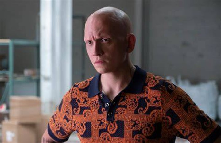 Anthony Carrigan as NoHo Hank in Barry