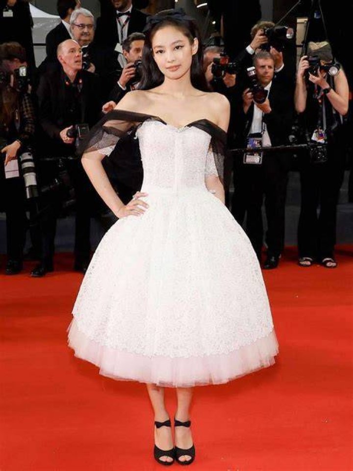 Anushka Sharma and BLACKPINK's Jennie steal the spotlight as influential figures at Cannes: Report