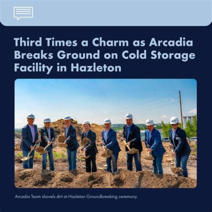 Arcadia Cold teams shovels dirt at Atlanta Cold Storage Groundbreaking. From left: JD Schwefler, Andy Janson, Burnie Taylor, Chris Hughes, PJ Chipman, Jimmy Widjaja, Sean Cunningham.