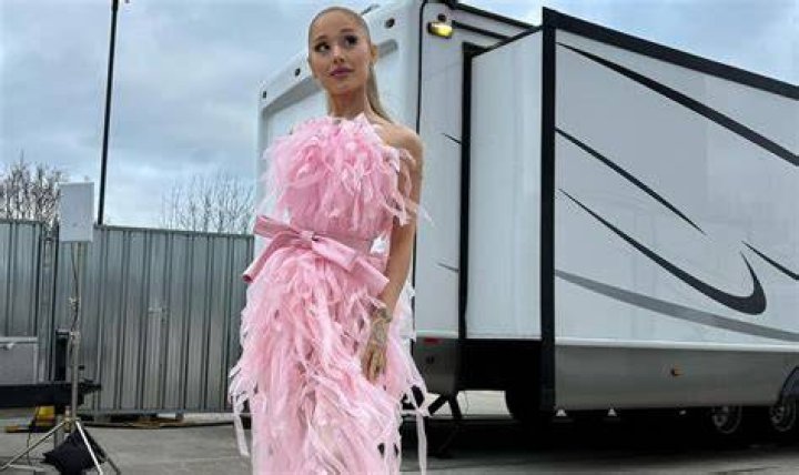 Ariana Grande's Glinda Wardrobe Includes a Pink Ribbon Dress