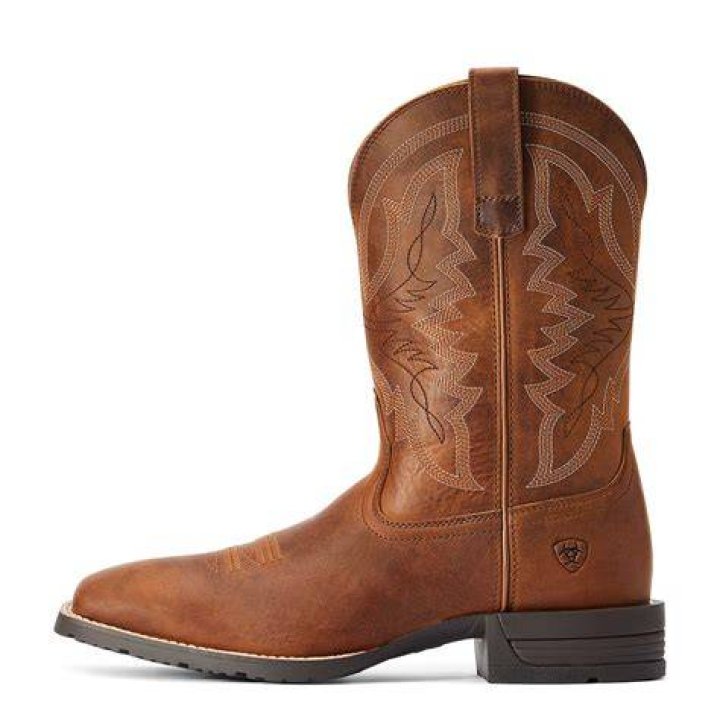 Ariat