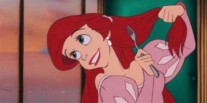 ariel brushing hair with fork in little mermaid