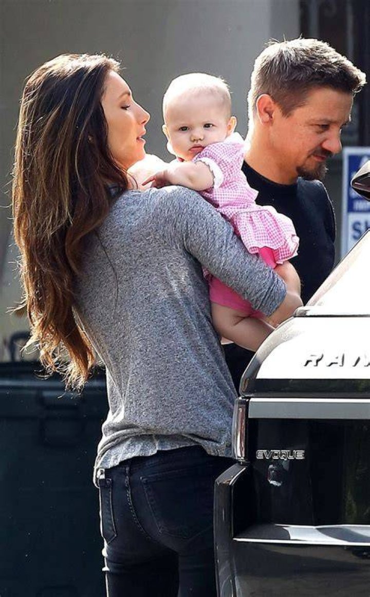 Ava Berlin Renner: Meet the Apple Of Jeremy Renner's Eye