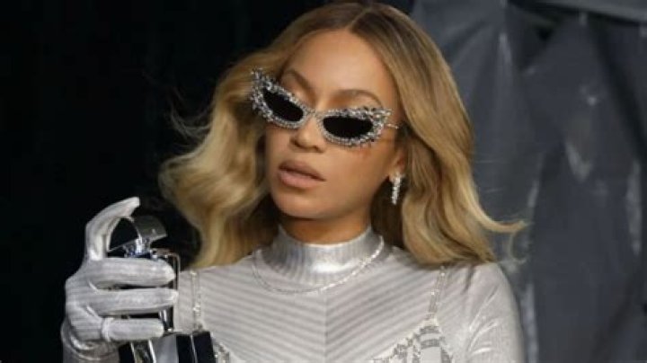 Beyonce Is Launching A New Perfume Called Cé Noir. This Is What It Smells Like