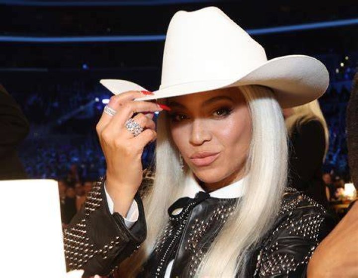 Beyonc&eacute; Addresses Racial Criticism, Shares Cover Art For 'Cowboy Carter